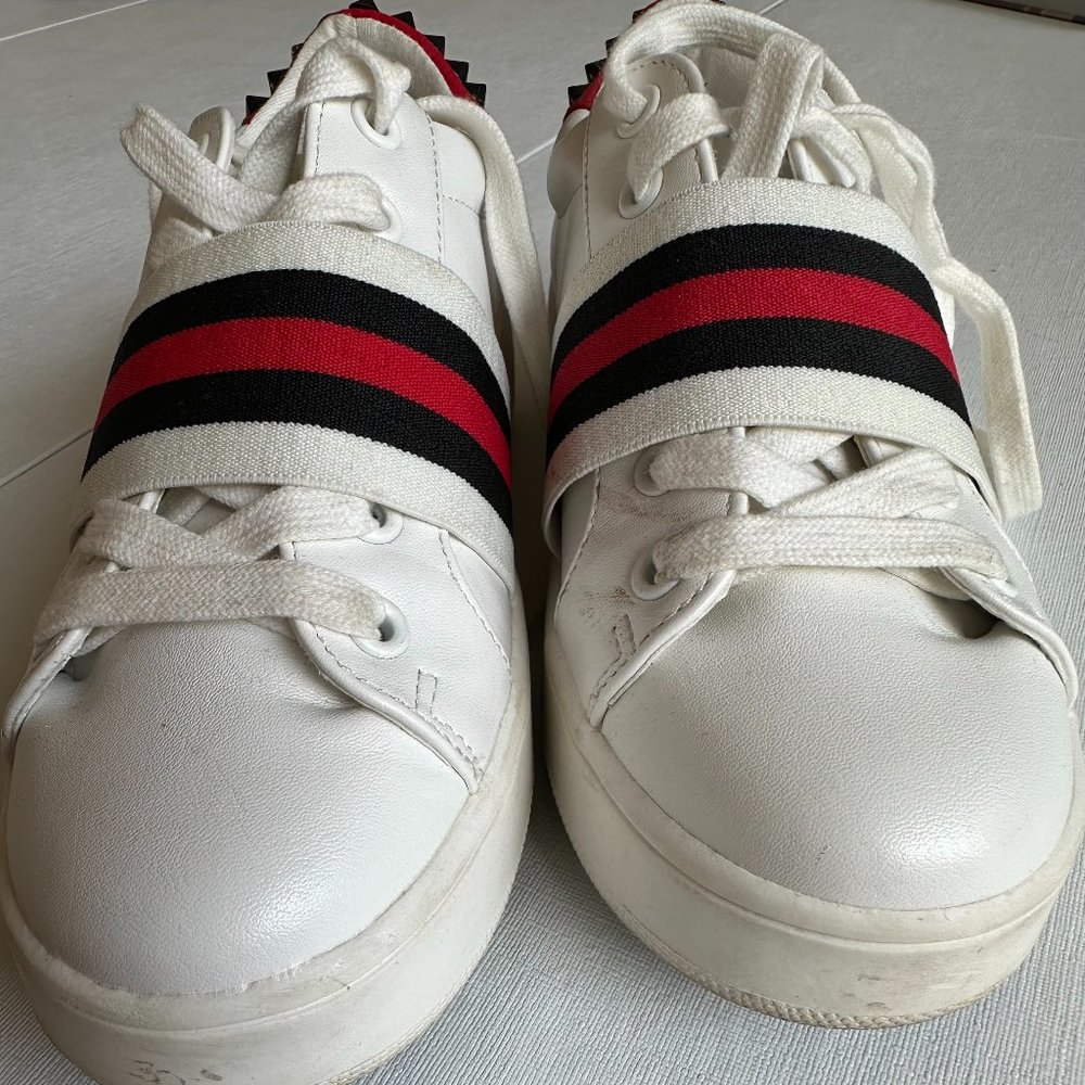 Steve Madden White Platform Sneakers w/ Red & Black Stripe Detail/Studs Size 6